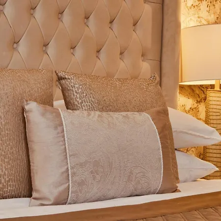 Апартаменти Riverside Dock Free Secure Parking