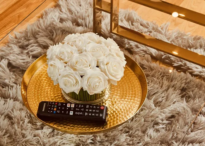 Riverside Dock Free Secure Parking * Лидс