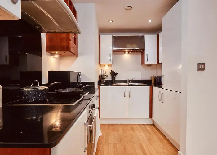 Apartment Riverside Dock Free Secure Parking Leeds (West Yorkshire)