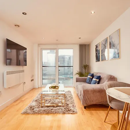 Apartment Riverside Dock Free Secure Parking